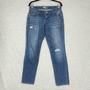 Old Navy Diva Distressed Blue Jeans Sz 4 Light Weight
